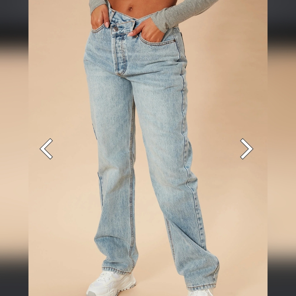 Fashion Nova Tall Crossover Straight Leg Jeans size 9  /  30x35 - Picture 11 of 16